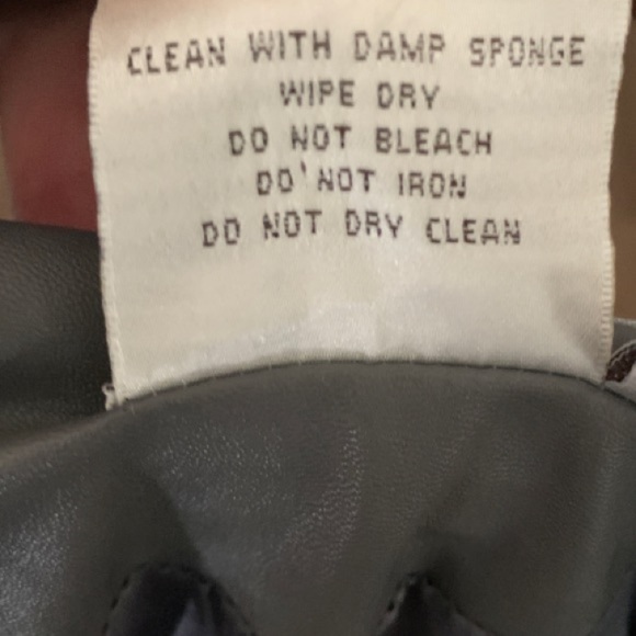 NEW LAL Gray Leather Jacket Size Large Vegan Cropped Deep V Neck Ruffled Lapel - Picture 4 of 7